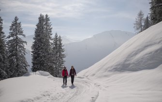 Winterwandern in der Naturparkregion Reutte | © Jörg Koopmann, Tirol Werbung